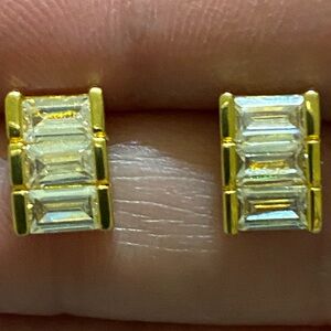 Elegant Gold tone Swarovski 3 tier earring